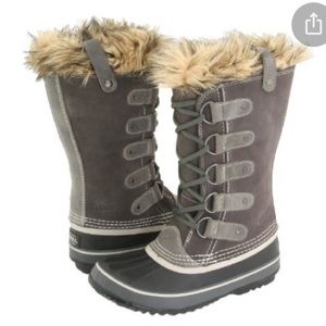 Sorel Joan of Arctic boots- size 6- color shale